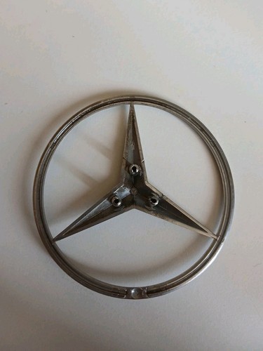 Stemma logo mercedes - stemma, a