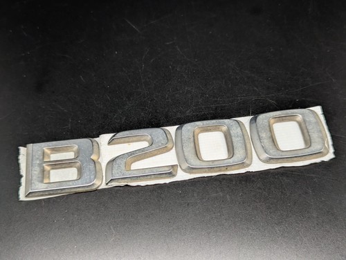 Mercedes b200 200 - mercedes, sigla